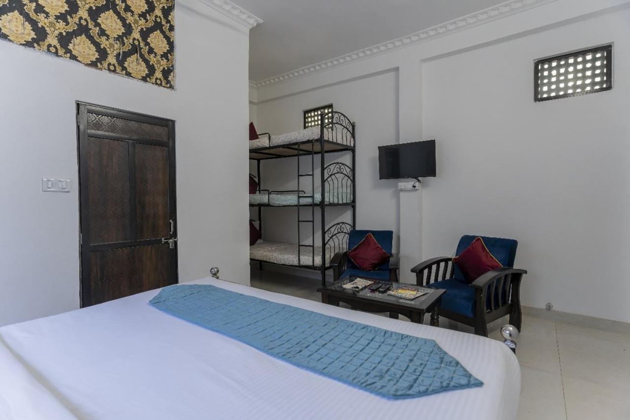 Emperor Palace A Heritage Villa Ουνταϊπούρ Δωμάτιο φωτογραφία